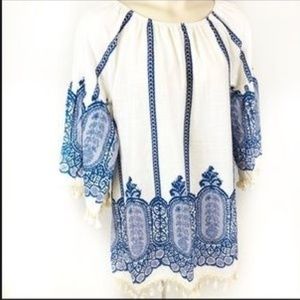 NWT Velzera Damask Print Tunic Top Tassel Trim 3X